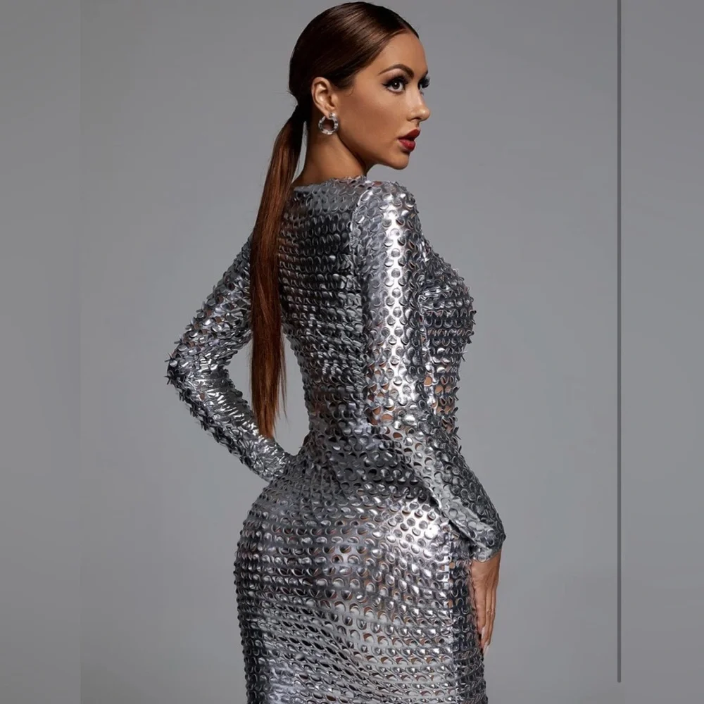 Bella Barnett Silver Metallic Disc Mini Dress — Statement Party Dress Size S-NWT - Picture 4 of 7